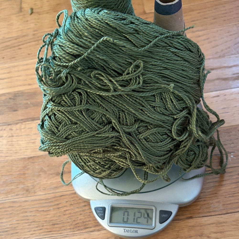 Light green pearlized cotton yarn